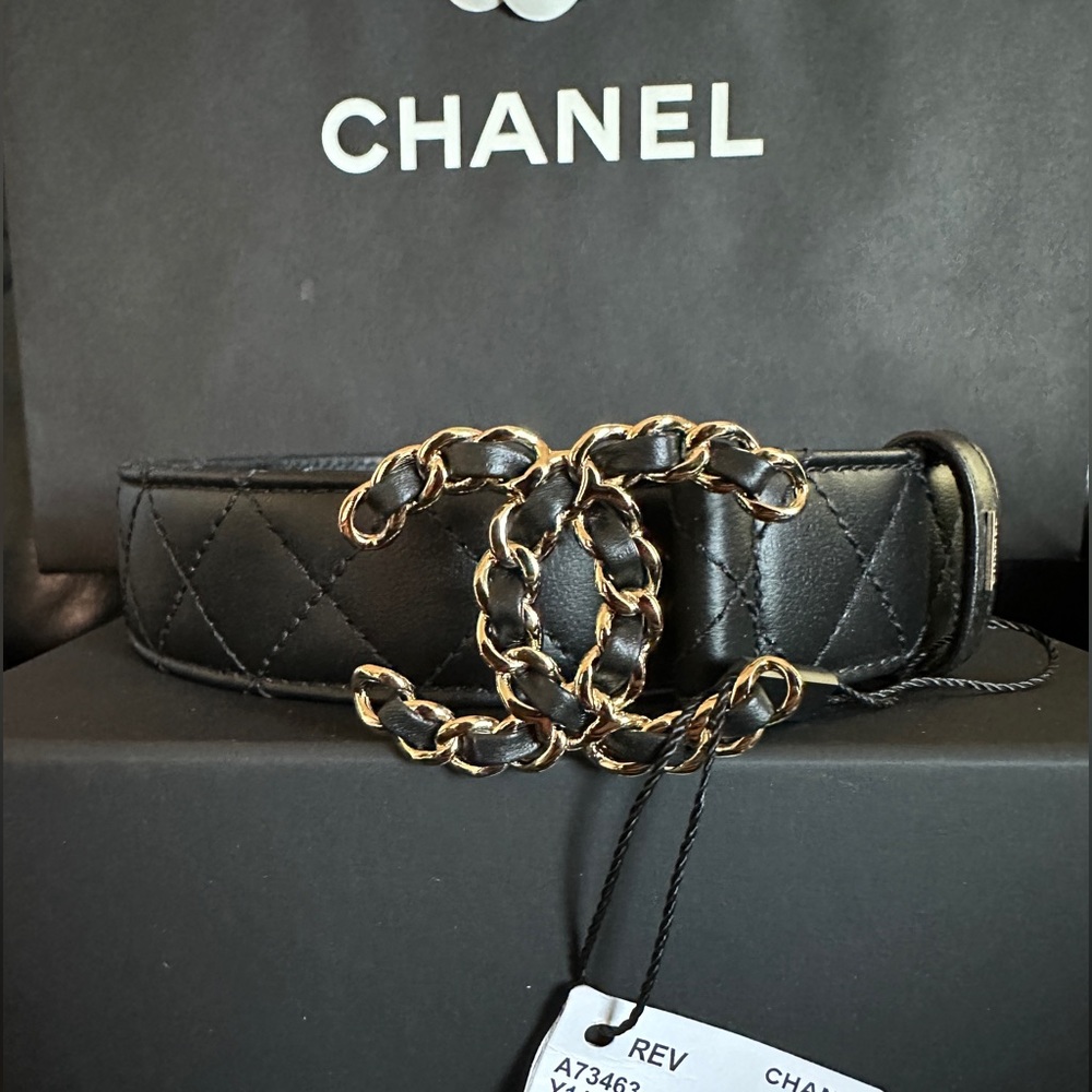 ❌ SOLD ❌ CHANEL CLASSIC QUILTED GOLD & LEATHER CC BELT 90